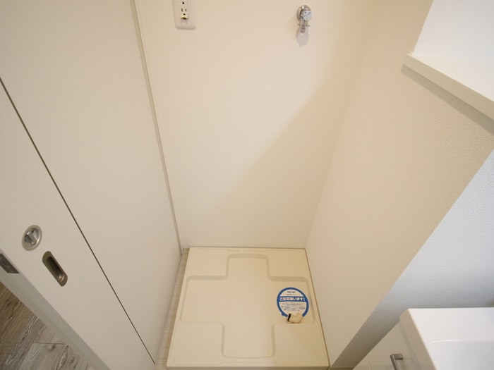 洗濯機置場 レジデンシア尾頭橋