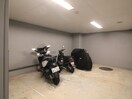 バイク置き場 ﾌﾟﾚｻﾝｽ丸の内ﾘﾗﾃｨ(905)
