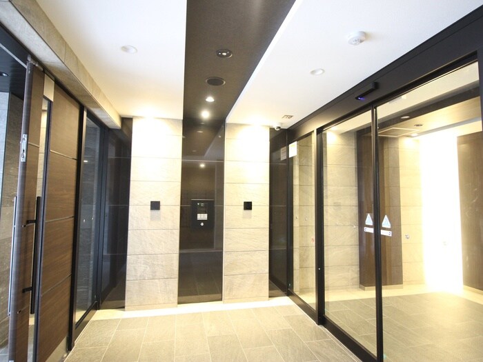 エントランス部分 プレサンス桜山駅前アフォード