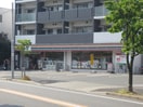 セブンイレブン(コンビニ)まで526m プレサンス桜山駅前アフォード