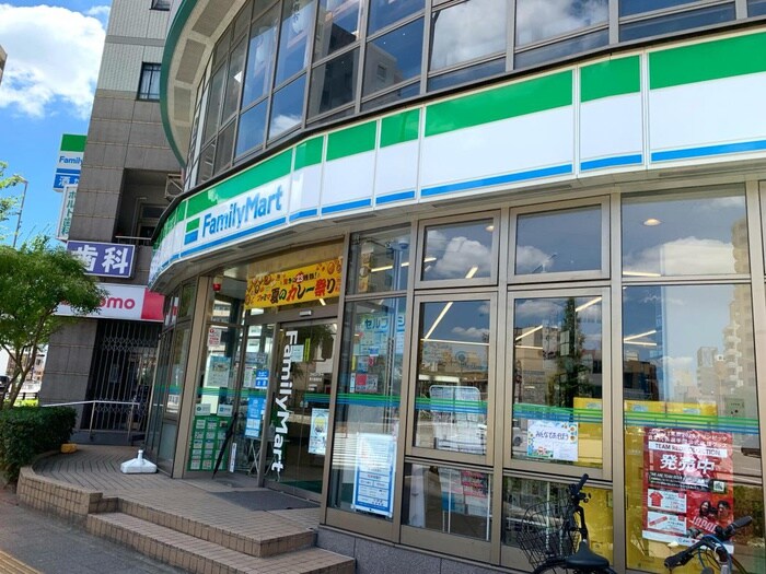 ファミリーマート(コンビニ)まで115m S-RESIDENCE大曽根駅前