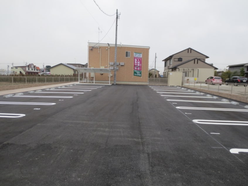 駐車場 ルミエールウエスト