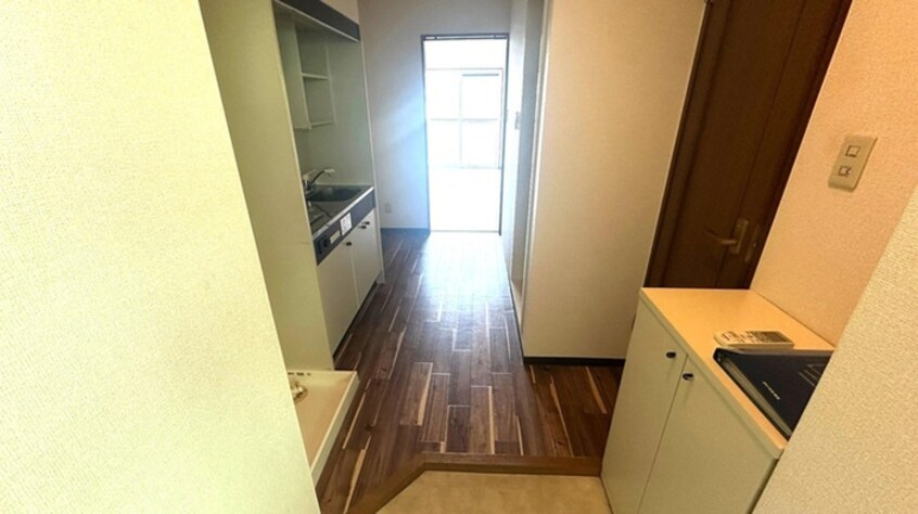 玄関 ＪＩＮビル