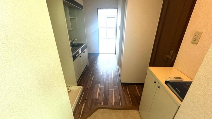 玄関 ＪＩＮビル