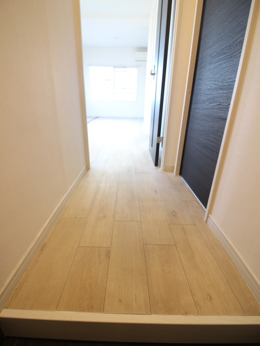 廊下 セントラル川名