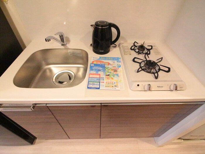 キッチン ﾌﾟﾚｻﾝｽ丸の内ｱﾃﾞﾙ(305)