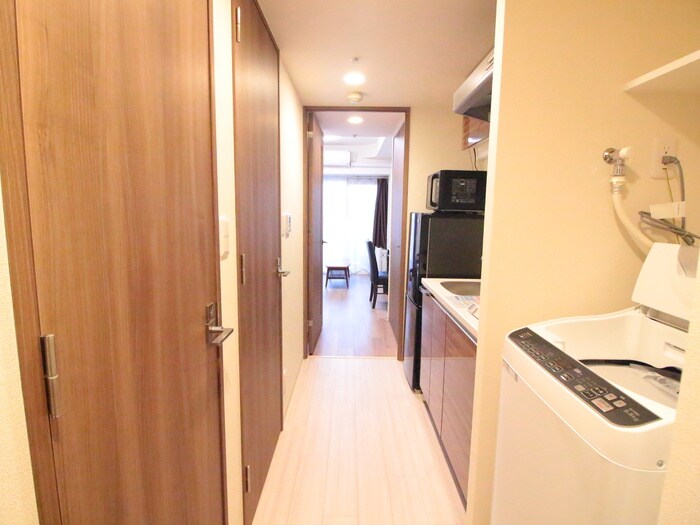 廊下 ﾌﾟﾚｻﾝｽ丸の内ｱﾃﾞﾙ(305)