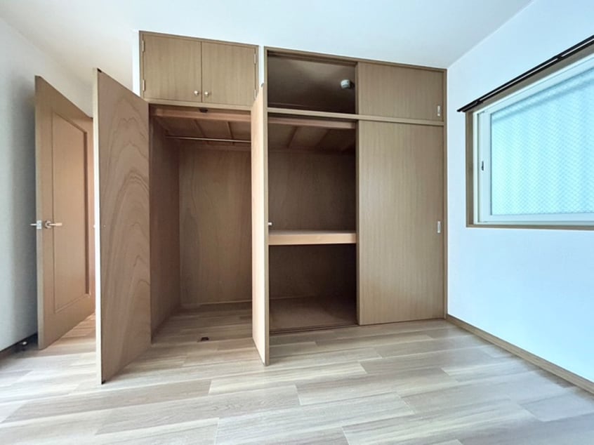 収納 サンフラワ－ハイツＢ