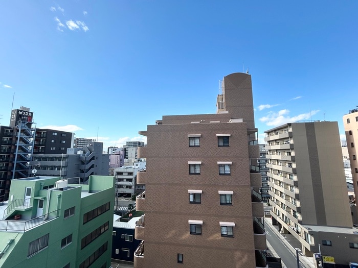 室内からの展望 ドゥーエ上前津