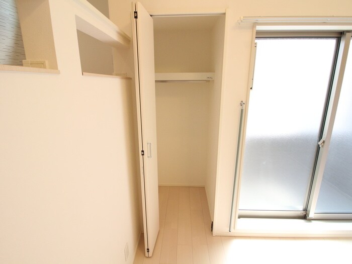 収納 ロイヤルクレスト八熊