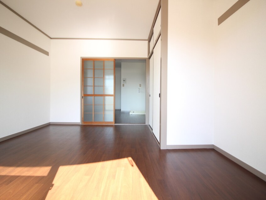 居室 ロイヤルマンションヨコチ