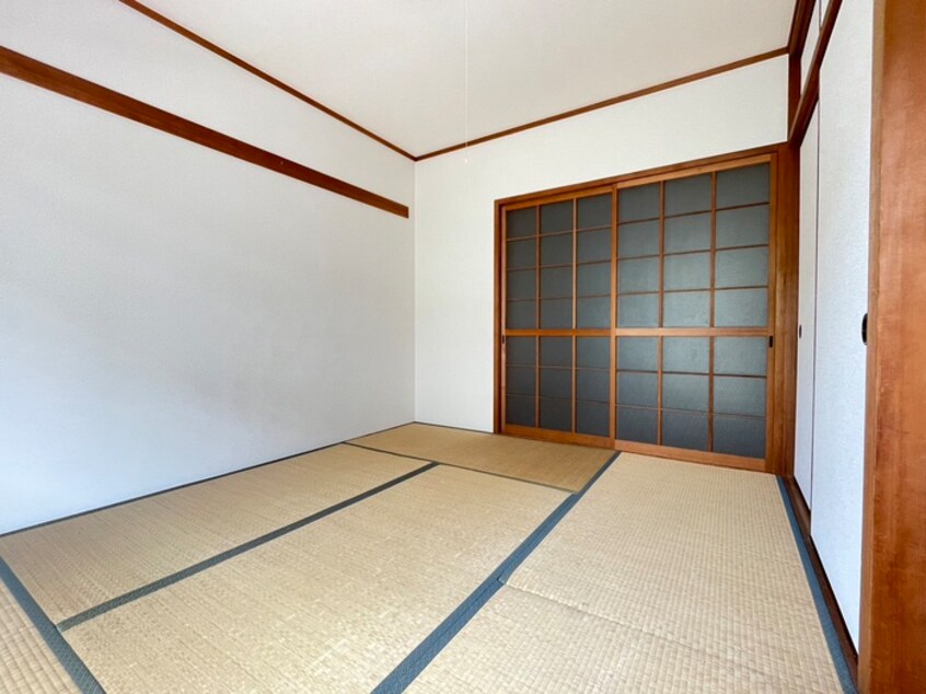 居室 ロイヤルマンションヨコチ