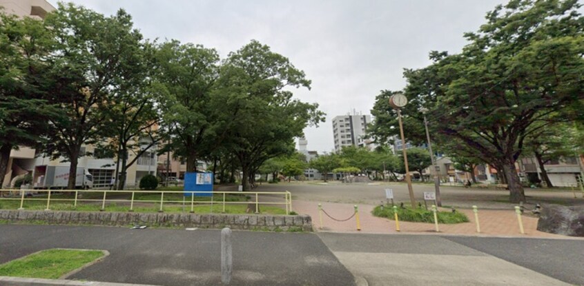 千早公園(公園)まで350m エスリード栄ラ・ヴィ