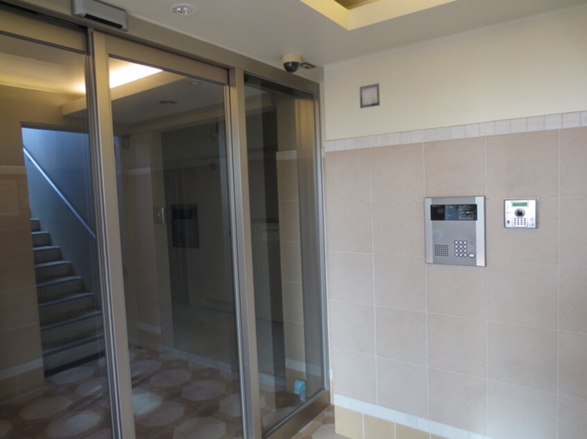 エントランス部分 poggio al sole uno