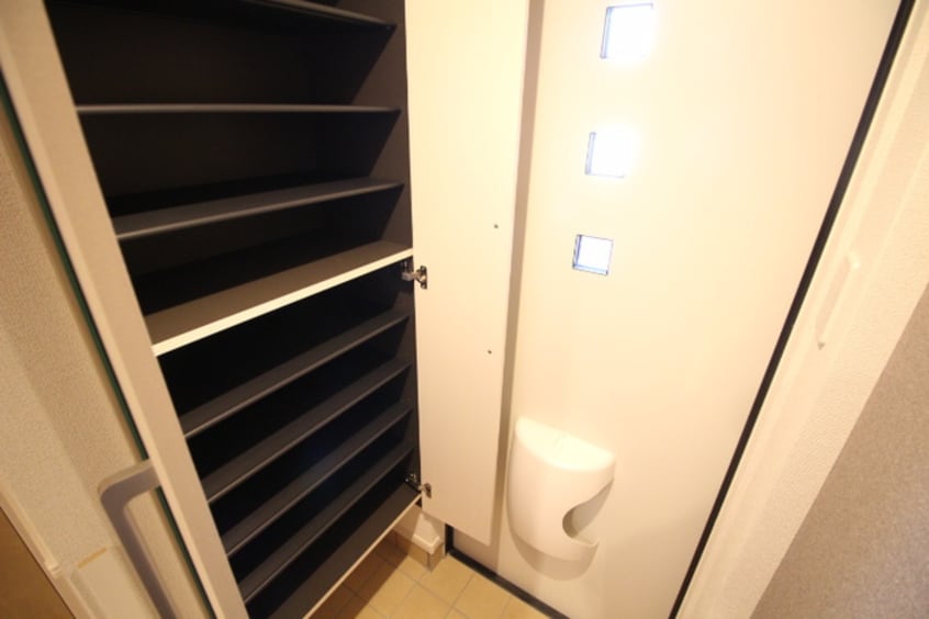 靴箱 イーストスクエア