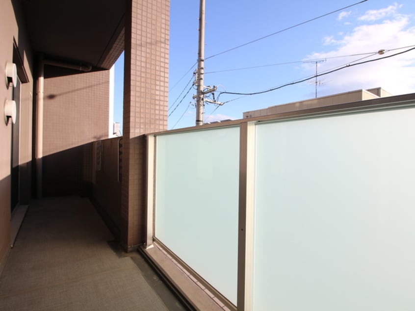 ベランダ・バルコニー ＴＲＩ－ＳＴＡＧＥ