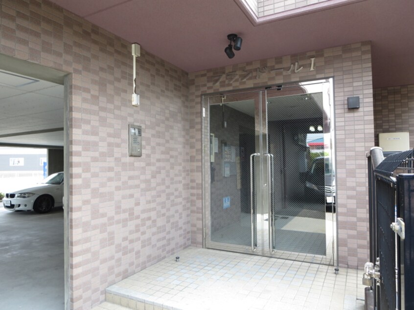 エントランス部分 プランドールⅠ