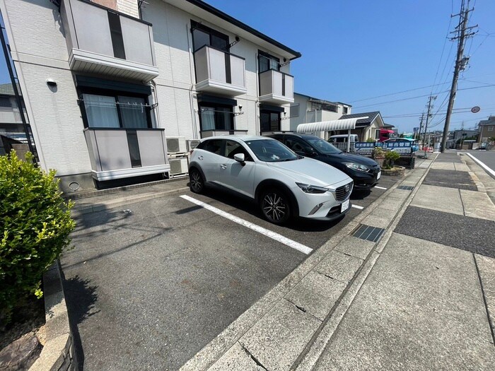 駐車場 ラ・シャンブル平和が丘
