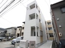white　peace　野立の外観