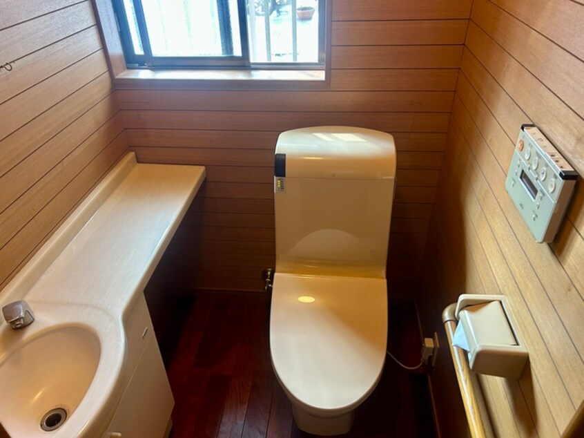 トイレ 東大友町稲場戸建