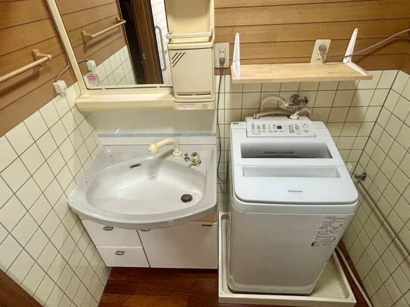 洗面 東大友町稲場戸建