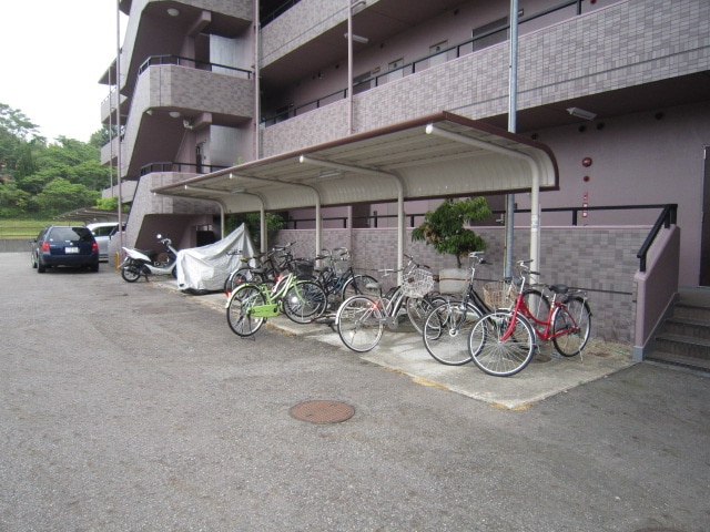 駐輪場 メルヴェーユ　４５