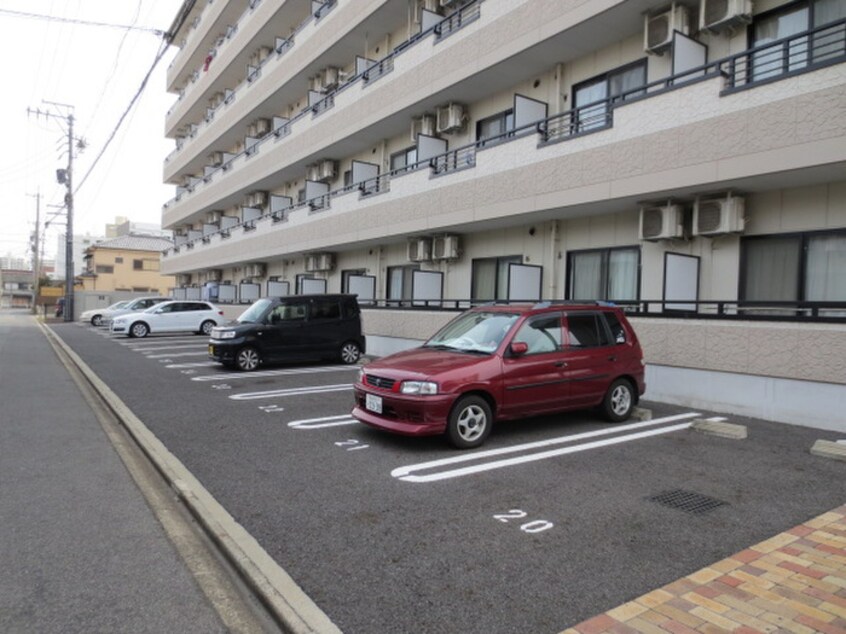 駐車場 本州ビルⅢ