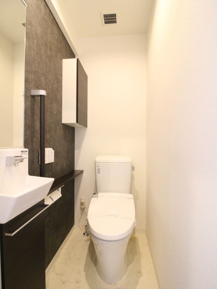 トイレ セレニティー名駅