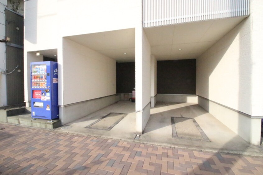 駐車場 エメテラス