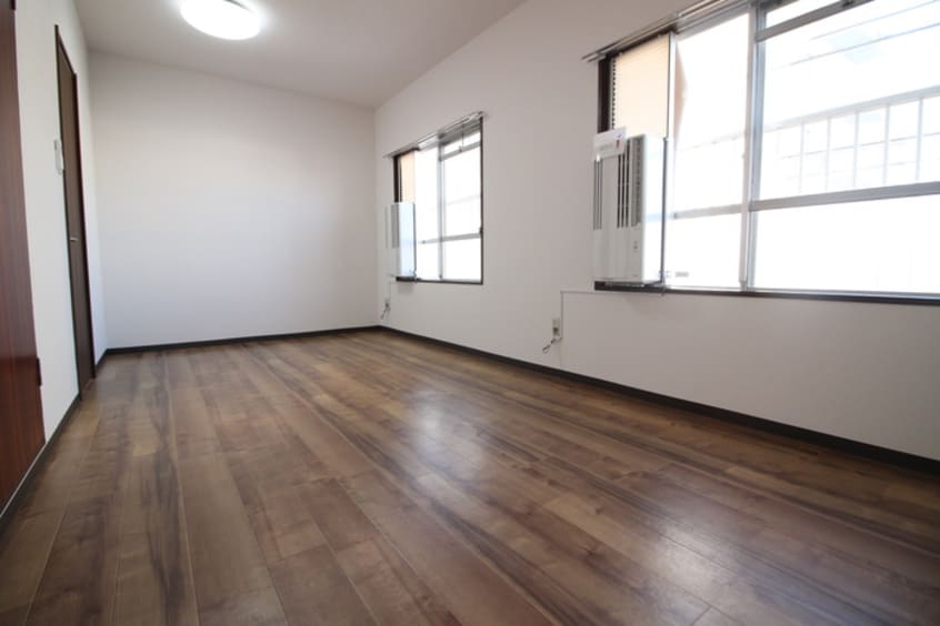 居室 エクセレンス上野