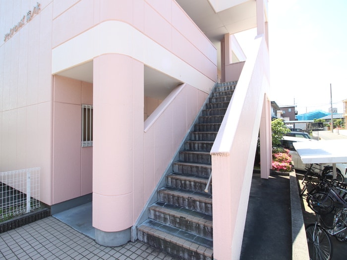 エントランス部分 シャインヒルズ滝の水