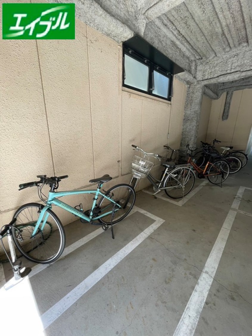 駐輪場 サンセイハイツ川名