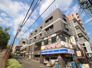 イーストビレッジの外観
