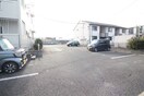 駐車場 マノワール十六田