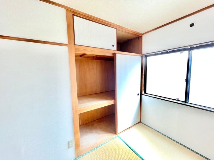 収納 フオ－ブル引野２０