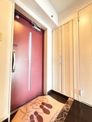 玄関 ＦｅＬｔ７１６