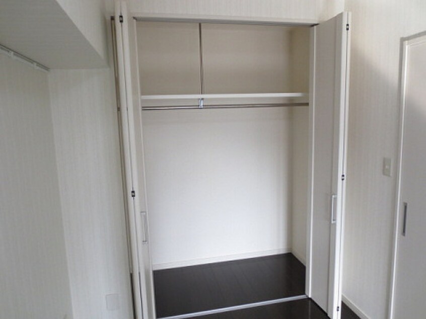 収納 ＦｅＬｔ７１６