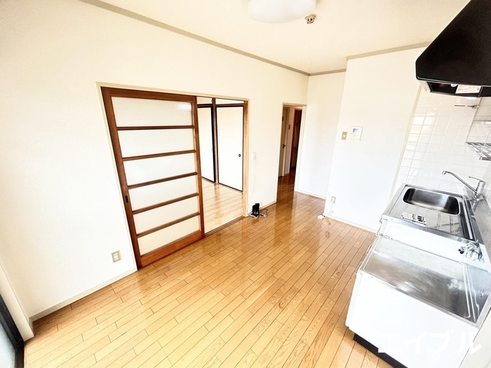 居室 アルバトラモント古前