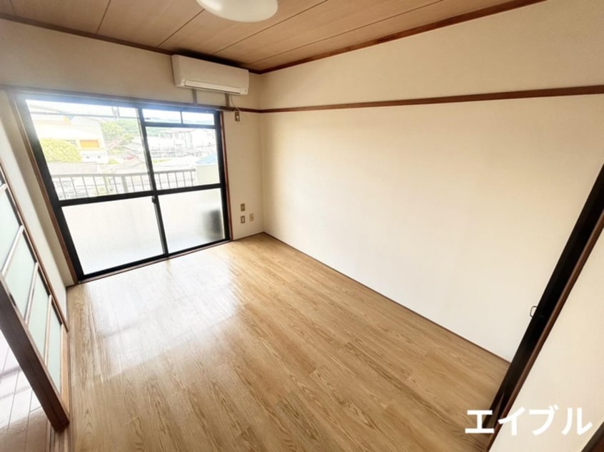 居室 アルバトラモント古前