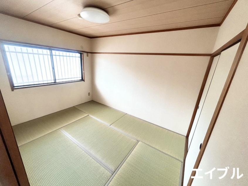 居室 アルバトラモント古前