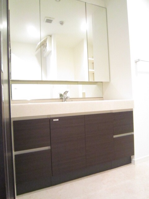 洗面 KDXﾚｼﾞﾃﾞﾝｽ西公園