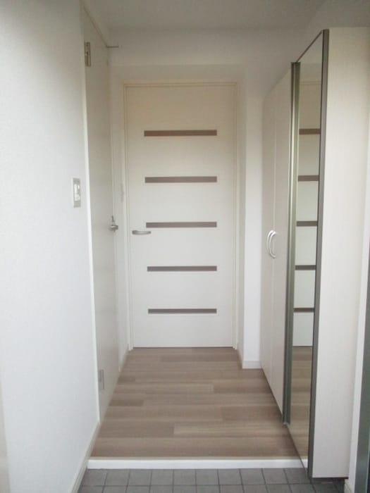 玄関 ホンダクリオビル