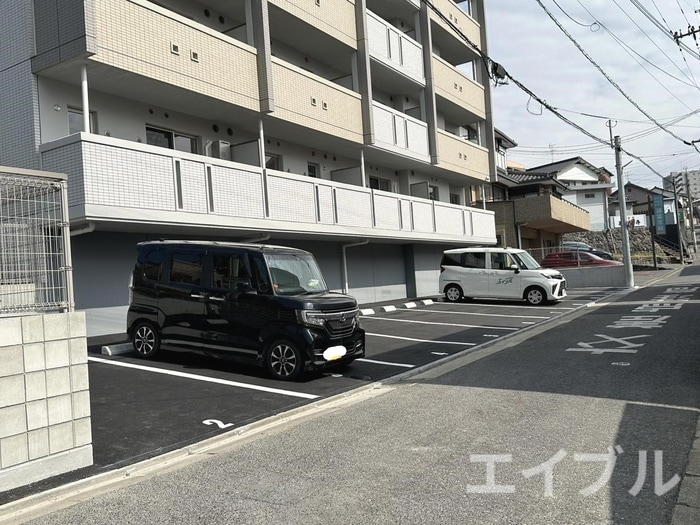 駐車場 シエラ八幡