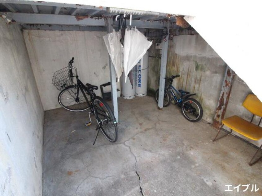 駐輪場 アルカディア堤