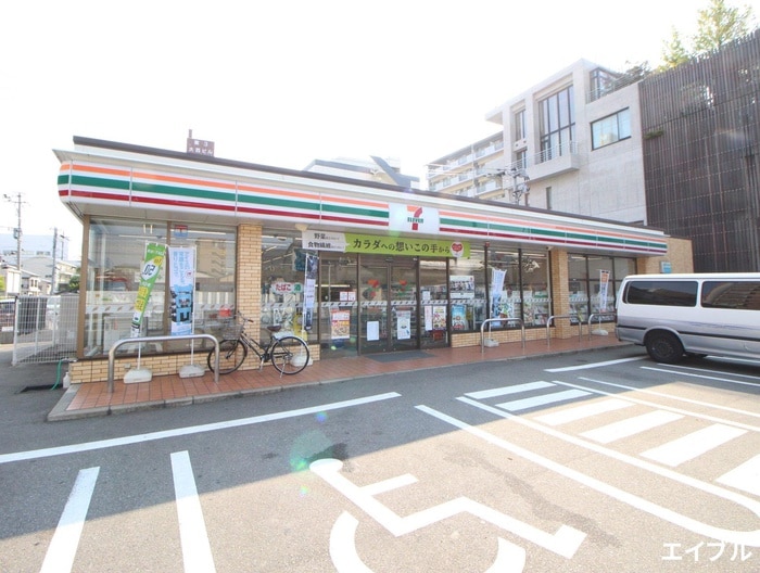 セブンイレブン(コンビニ)まで94m リファレンス竹下駅前