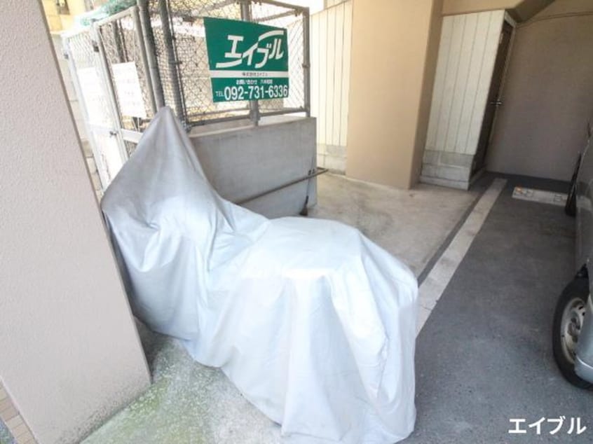 駐輪場 コンセルジュ．マンション