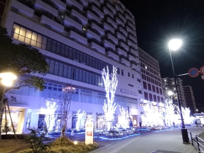 六本松421(ショッピングセンター/アウトレットモール)まで250m コンセルジュ．マンション