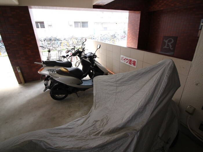 バイク置き場 ロマネスク渡辺通第２(205)
