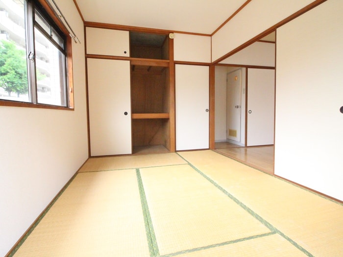 居室 ロ－レルハイツⅢ