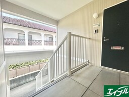 エントランス部分